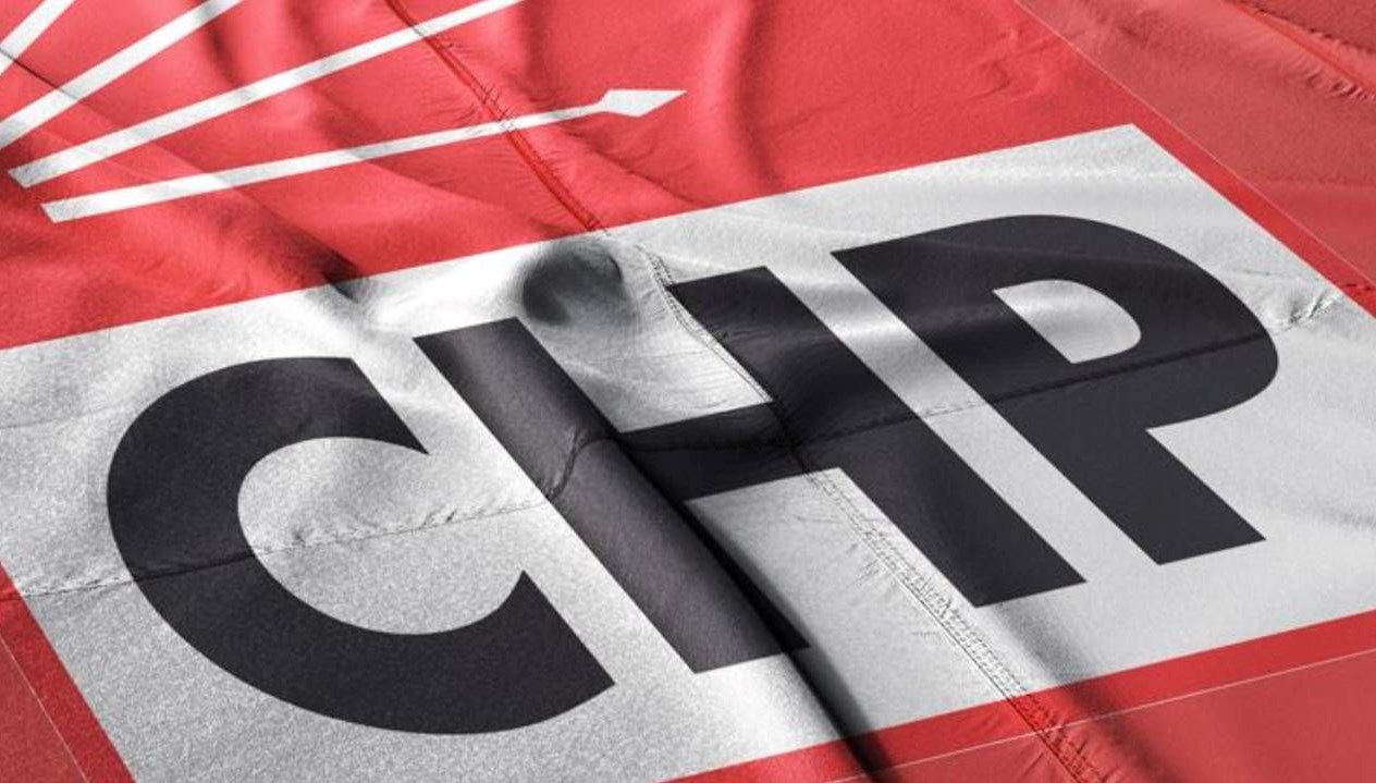 CHP’li Bayrampaşa Belediye Meclis Üyesi Murat Salman partisinden istifa etti