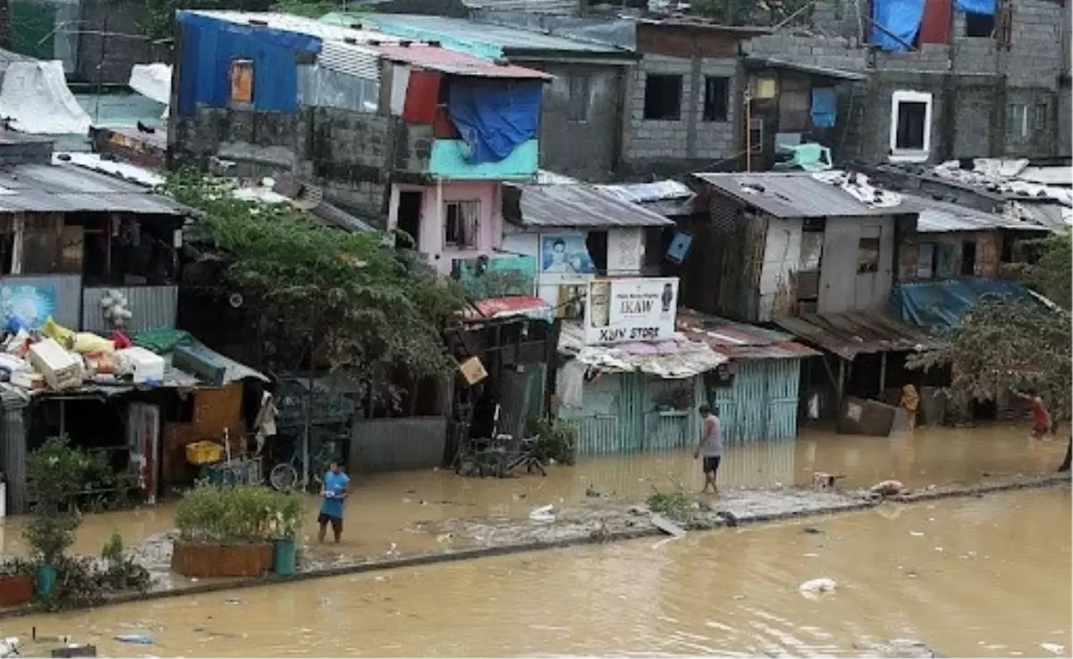 filipinlerde ragasa tayfunu uyarisi 7NpH5Pq9