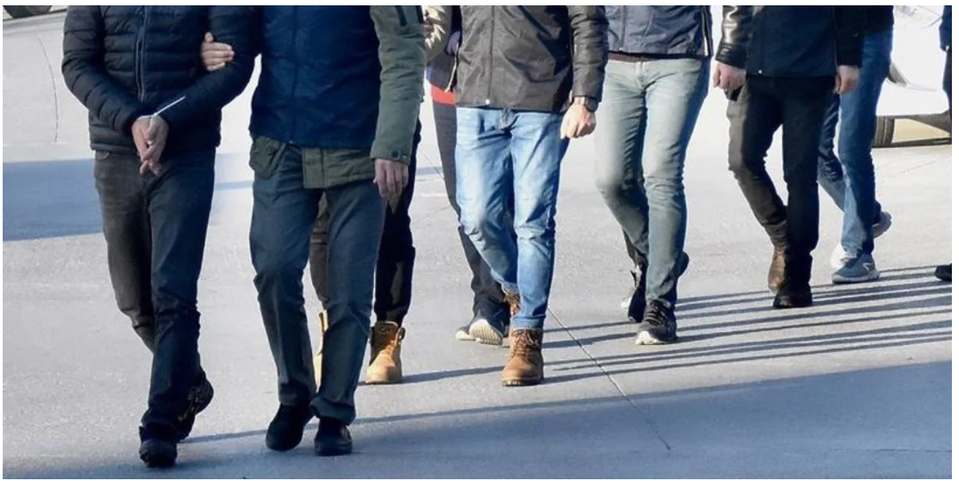 İstanbul Merkezli 11 İlde FETÖ Operasyonu: 93 Vergi Müfettişi Gözaltında – Paraanaliz